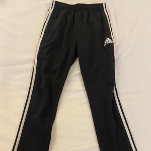 adidas kids track pants 🖤🤍